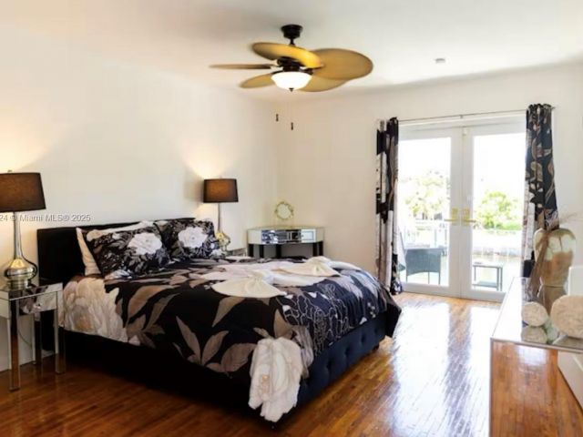 Home for rent at 1949 NE 123rd St 0 - photo 6772350