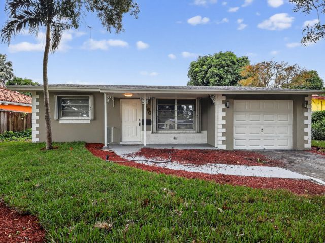 Home for sale at 760 SW 64th Way - photo 6775531