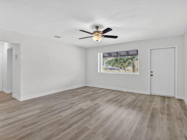 Home for sale at 1425 S 24th Court - photo 6775687