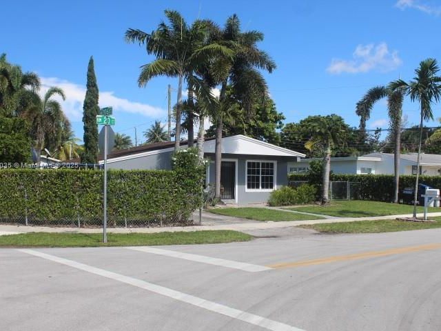 2-bedroom home for sale in Miami Gardens - 20541 NW 20th Ct - MondialRealty