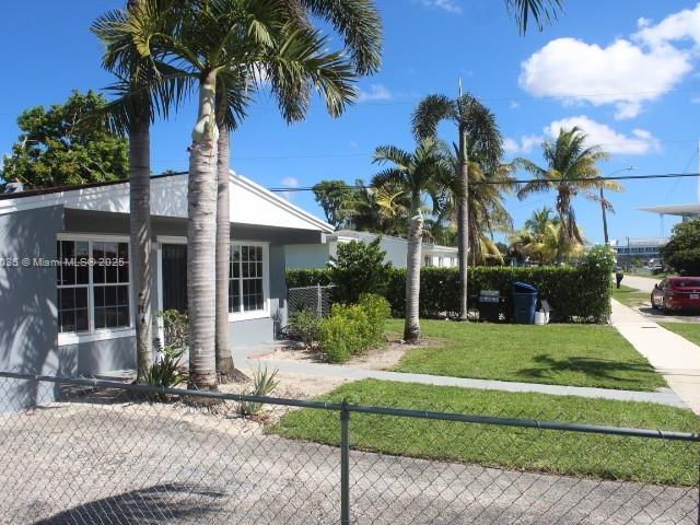 2-bedroom home for sale in Miami Gardens - 20541 NW 20th Ct - MondialRealty