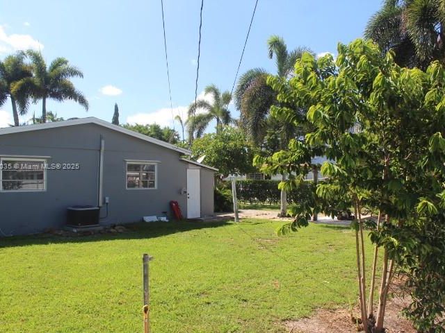 2-bedroom home for sale in Miami Gardens - 20541 NW 20th Ct - MondialRealty