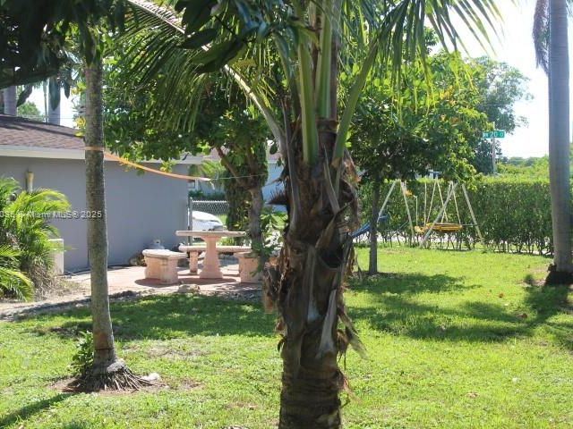 2-bedroom home for sale in Miami Gardens - 20541 NW 20th Ct - MondialRealty