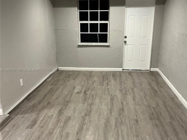 Home for sale at 417 SW 8th Ave - photo 7476186