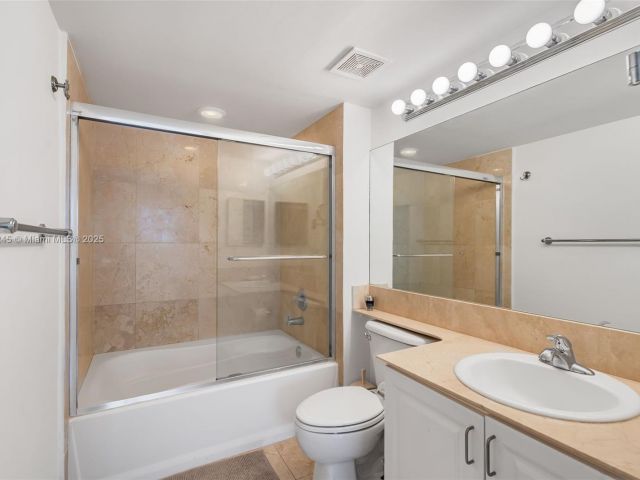 Apartment for sale  Unit #2708 - photo 6774348