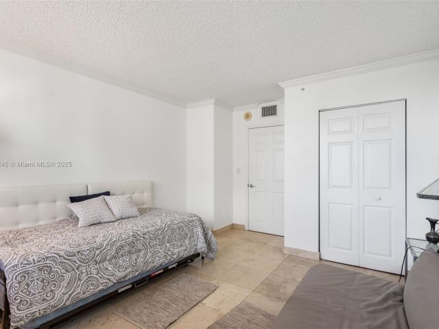 Apartment for sale  Unit #2708 - photo 6774352