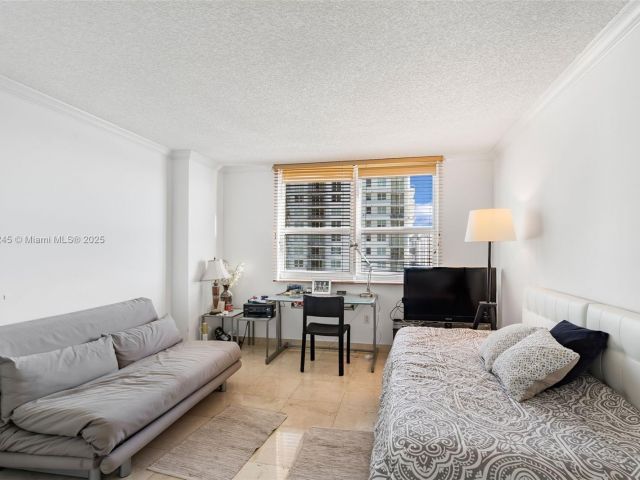 Apartment for sale  Unit #2708 - photo 6774353