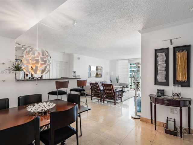 Apartment for sale  Unit #2708 - photo 6774359