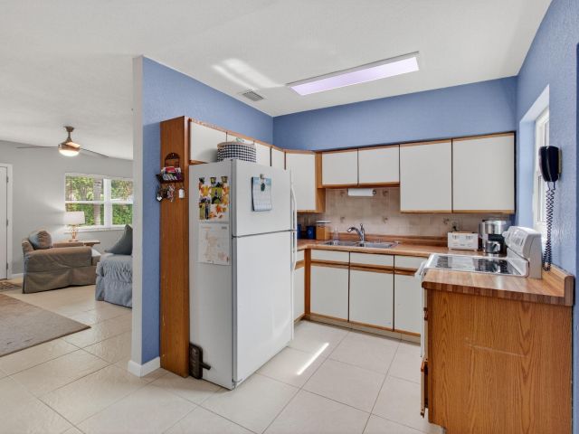 Home for sale at 254 NE 22nd Street - photo 6772397