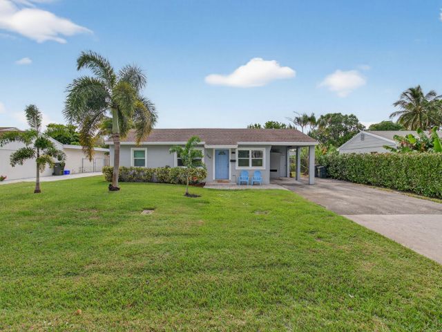 Home for sale at 254 NE 22nd Street - photo 6772409