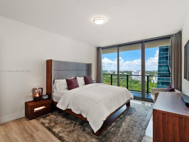 Apartment for sale  Unit #2405 - photo 6774130