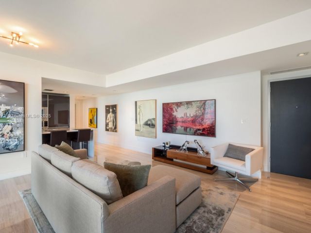 Apartment for sale  Unit #2405 - photo 6774131