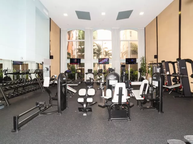 2-bedroom condo for sale in Sunny Isles Beach - 17150 N Bay Rd 2207 - MondialRealty