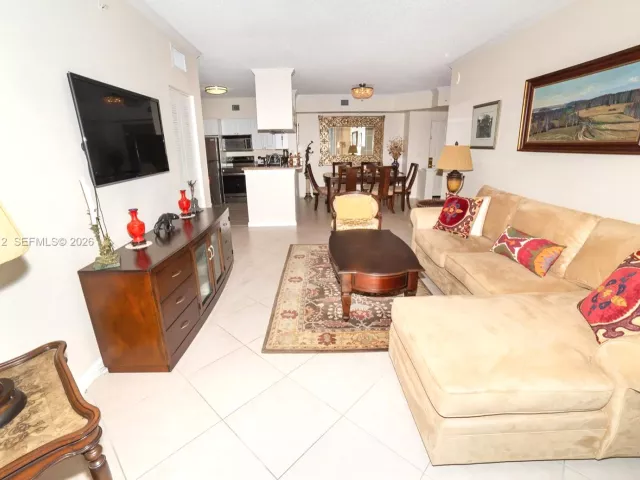 2-bedroom condo for sale in Sunny Isles Beach - 17150 N Bay Rd 2207 - MondialRealty