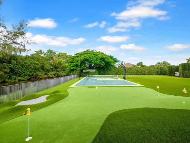 Home for sale at 15271 Tall Oak Avenue - photo 6774810