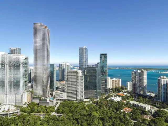 4-bedroom condo for sale in Miami - 1420 S Miami Ave 6601 - MondialRealty