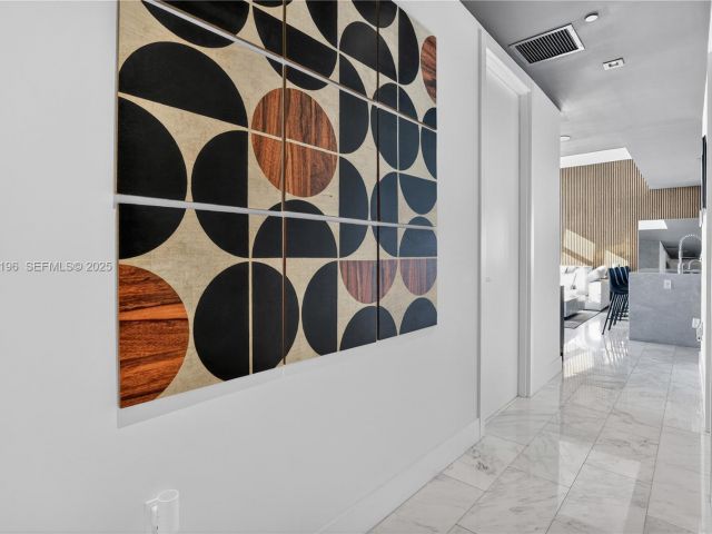 Apartment for sale  Unit #4304 - photo 6780802