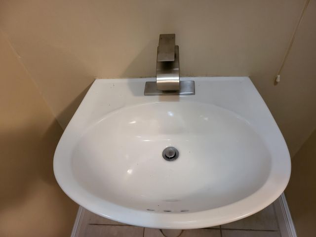 Home for rent at 23312 SW 53rd Avenue C - photo 6775338