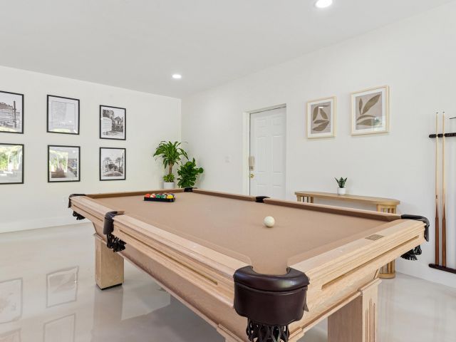 Home for rent at 125 NW 3rd Avenue - photo 6774817