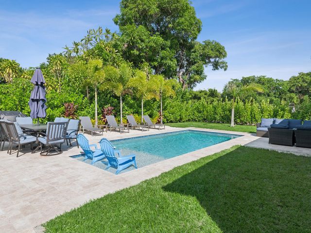 Home for rent at 125 NW 3rd Avenue - photo 6774818