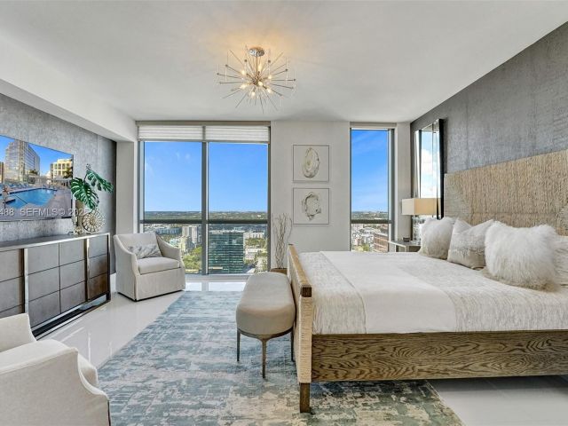 Apartment for sale  Unit #3703 - photo 6777099