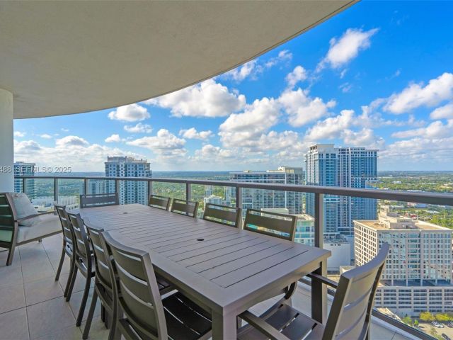 Apartment for sale  Unit #3703 - photo 6777103