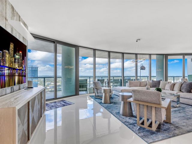 Apartment for sale  Unit #3703 - photo 6777113