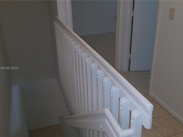 4-bedroom home for rent in Miami - 13950 NE 2nd Ave 1A - MondialRealty
