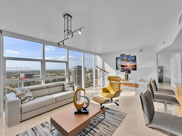 Apartment for sale  Unit #4807 - photo 6780010