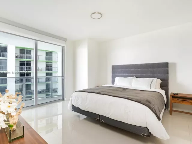 Apartment for sale  Unit #2210 - photo 6776147