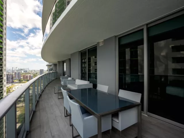 Apartment for sale  Unit #2210 - photo 6776149