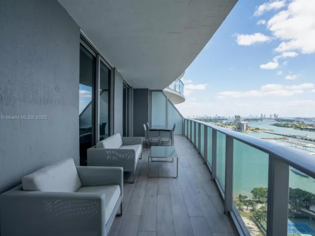 Apartment for sale  Unit #2210 - photo 6776150