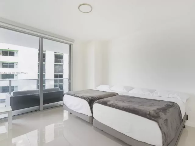 Apartment for sale  Unit #2210 - photo 6776136