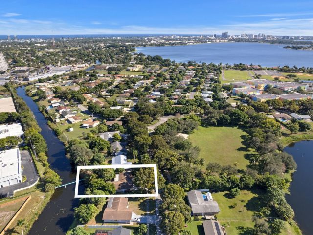 Home for sale at 2031 Pinehurst Drive - photo 6808411