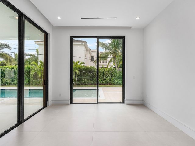 Home for sale at 498 NE 6th Street - photo 6775275