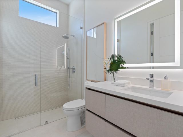 Home for sale at 498 NE 6th Street - photo 6862879