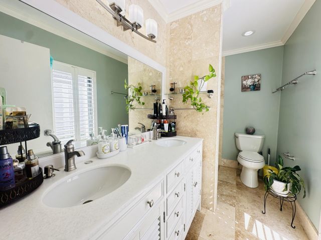 Home for sale at 21023 Rustlewood Avenue - photo 6782953