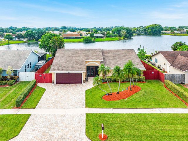 Home for sale at 9767 Richmond Circle - photo 6779863