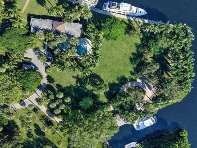 Home for sale at 1600 SW 15th Avenue - photo 6778488