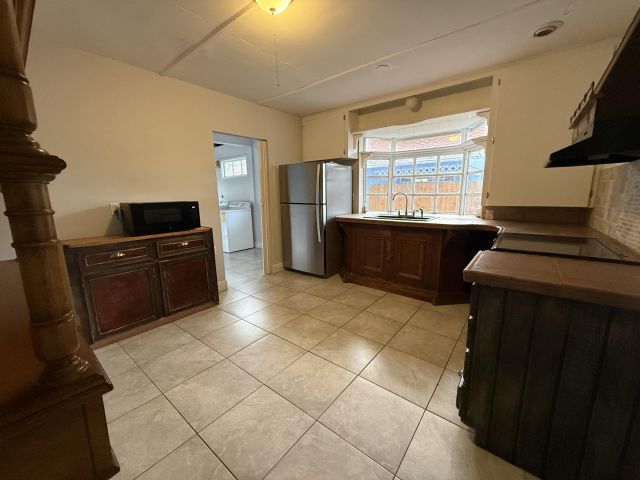 Home for rent at 714 W Lakewood Road A - photo 6791725