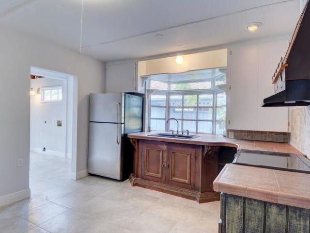 Home for rent at 714 W Lakewood Road A - photo 6791735