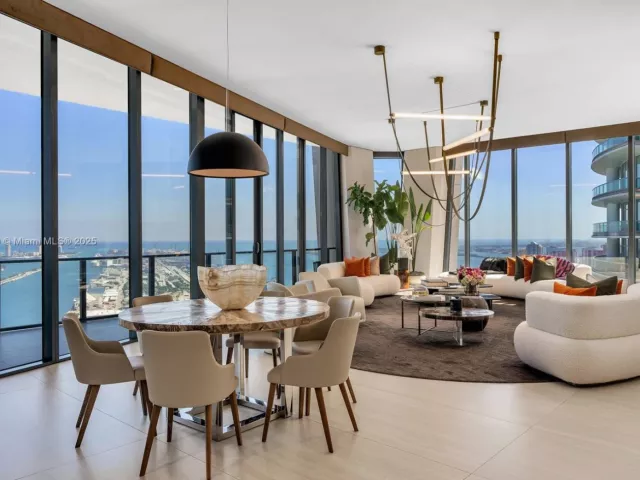 6-bedroom condo for sale in Miami - 1000 Biscayne Blvd 5101 - MondialRealty