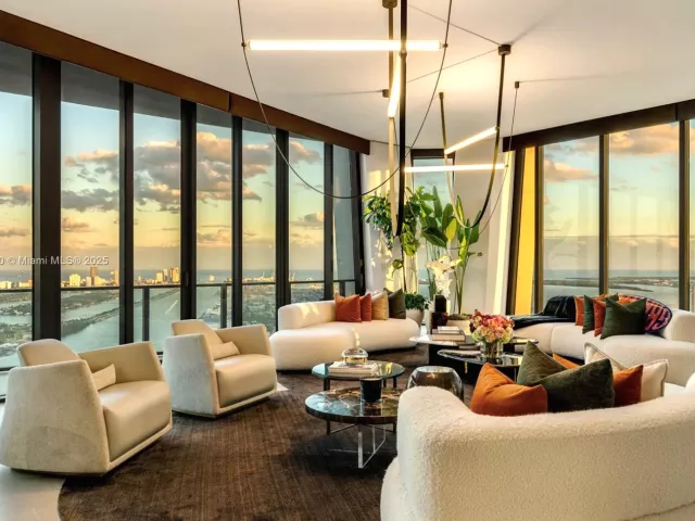 6-bedroom condo for sale in Miami - 1000 Biscayne Blvd 5101 - MondialRealty