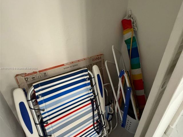 1-bedroom condo for rent in Sunny Isles Beach - 19380 Collins Ave 1209 - MondialRealty