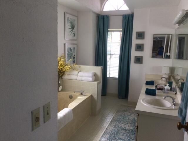 Home for rent at 10758 Cypress Bend Drive - photo 6808784