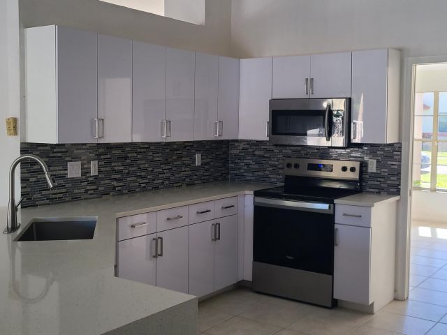 Home for rent at 10758 Cypress Bend Drive - photo 6808789