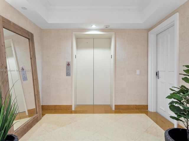 Apartment for sale  Unit #1007 - photo 6821762