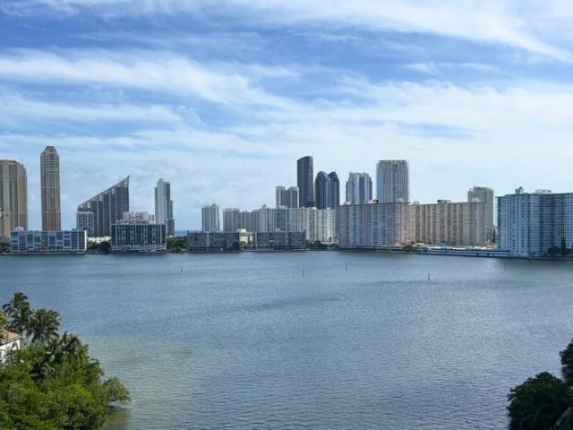 Apartment for sale  Unit #1007 - photo 6821764