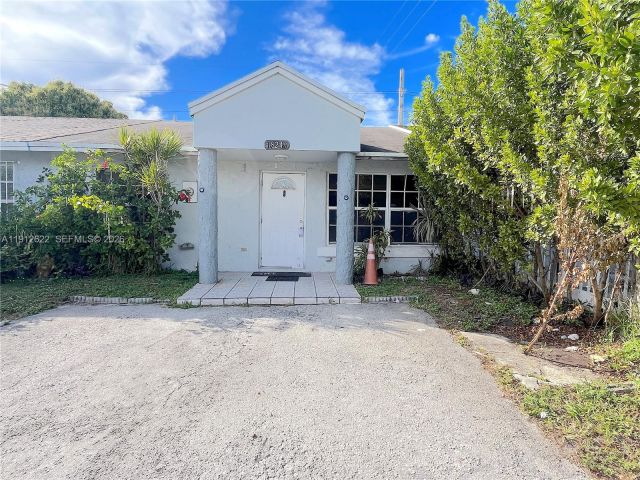 3-bedroom home for rent in Miami Gardens - 18240 NW 41st Pl 2 - MondialRealty