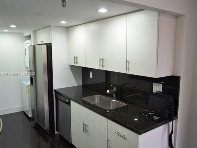 3-bedroom condo for sale in Sunny Isles Beach - 290 174th St M10 - MondialRealty